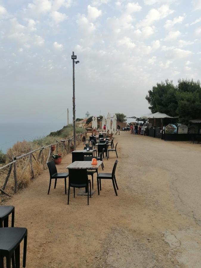 Al Faro Bed and Breakfast Realmonte Εξωτερικό φωτογραφία